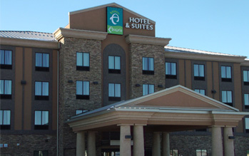 Lodging Hotels In Glendive Mt Astoria Hotel And Suites Glendive Has An Amazing Outdoor Patio With A Large Gas Barbecue Plenty Of Seating