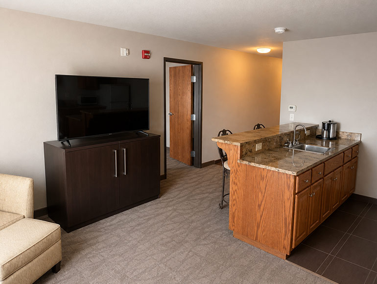 Executive Jacuzzi Suite 4