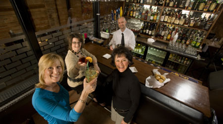 restaurants near Dickinson at Stix n'Twigs, Sanford's Grub & Pub or El Sombrero