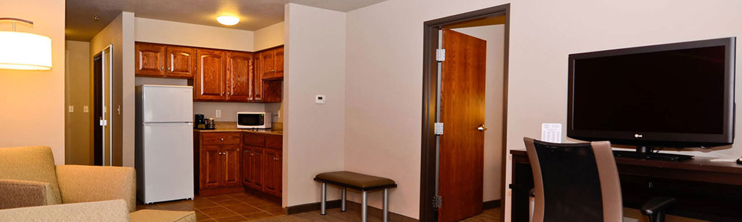 Astoria Hotel & Suites offers simplicity that looks luxurious at an affordable rate